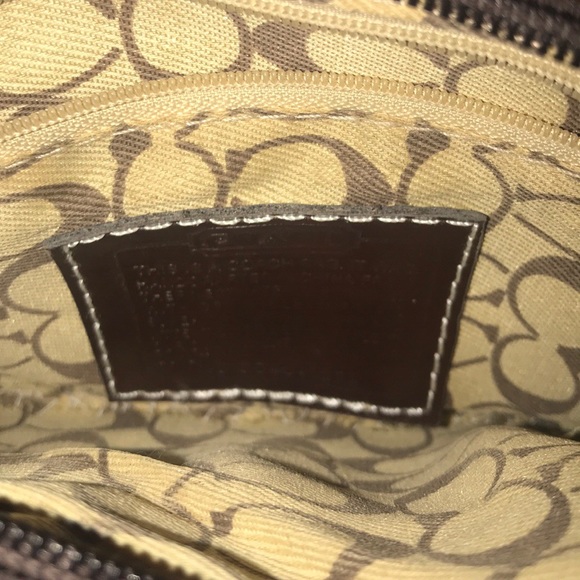 Coach Wristlet - Picture 4 of 5